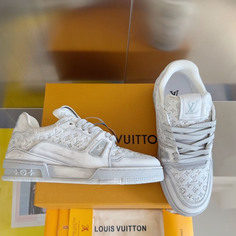 Louis Vuitton Sneakers